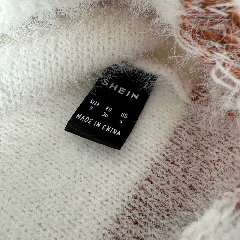 Color Block Sweater - Picture 6 of 7